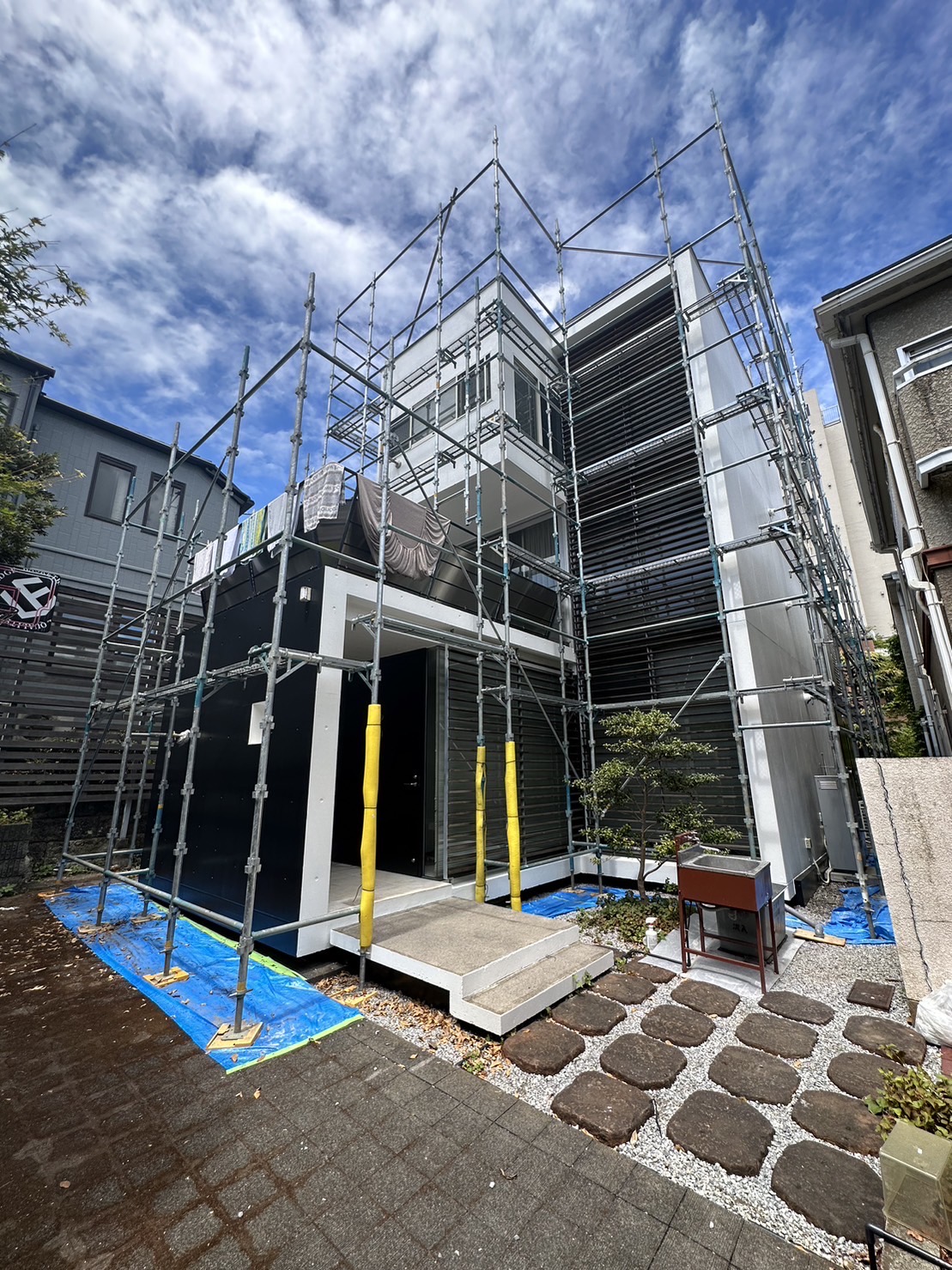 あらゆる改修工事に対応する足場サービス